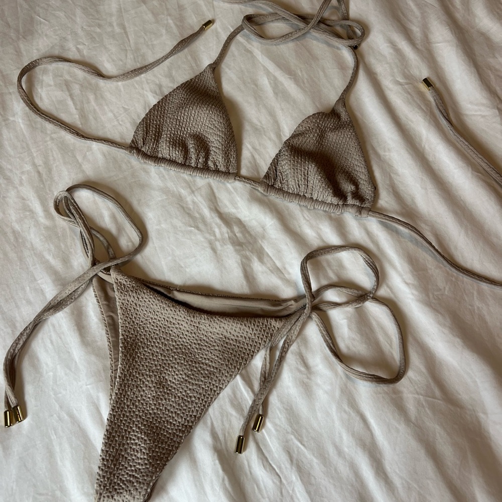 Monday Swimwear Oat Crinkle Palma Bikini